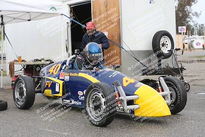 media/Jan-15-2023-CalClub SCCA (Sun) [[40bbac7715]]/Around the Pits/